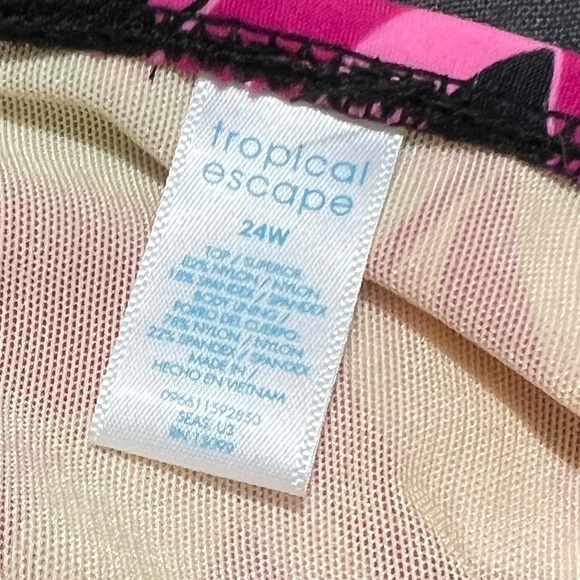 TROPICAL ESCAPE cocao wave Pink Swim Tankini - Picture 8 of 13